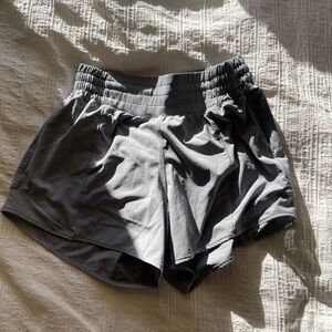 Lululemon Track That Mid-Rise Lined Shorts 5"